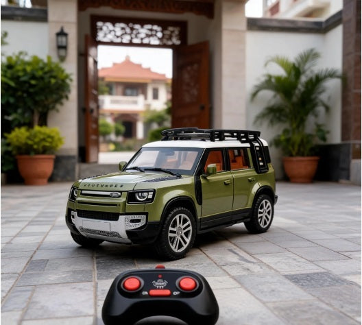 RC Land Rover Defender Die-Cast Model – Opens Doors & Throws Mist